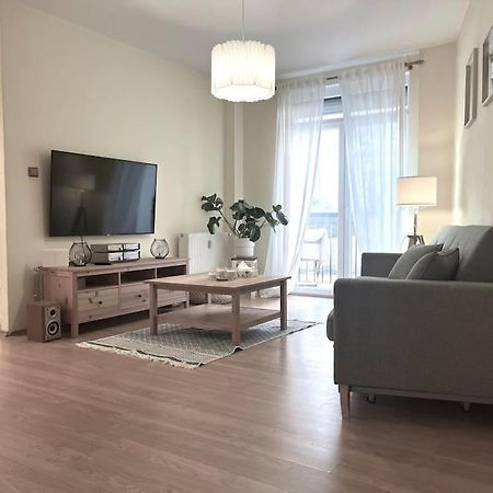 Home In The Heart Of The City Μπρατισλάβα Εξωτερικό φωτογραφία