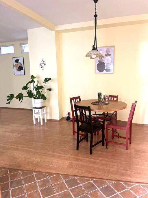 Home In The Heart Of The City Μπρατισλάβα Εξωτερικό φωτογραφία